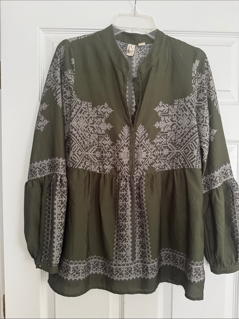 Konrad+Joseph Tunic